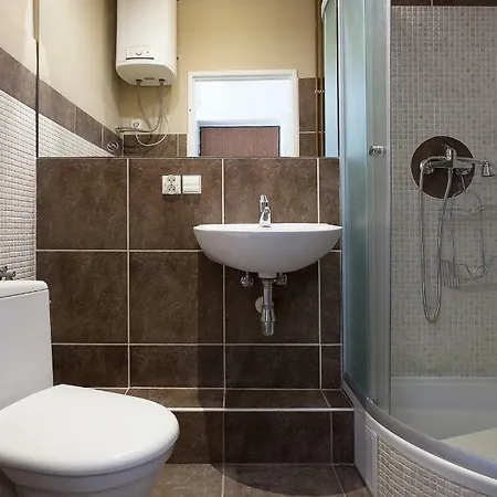 Apartament Karmazynowy Mariacka 格但斯克